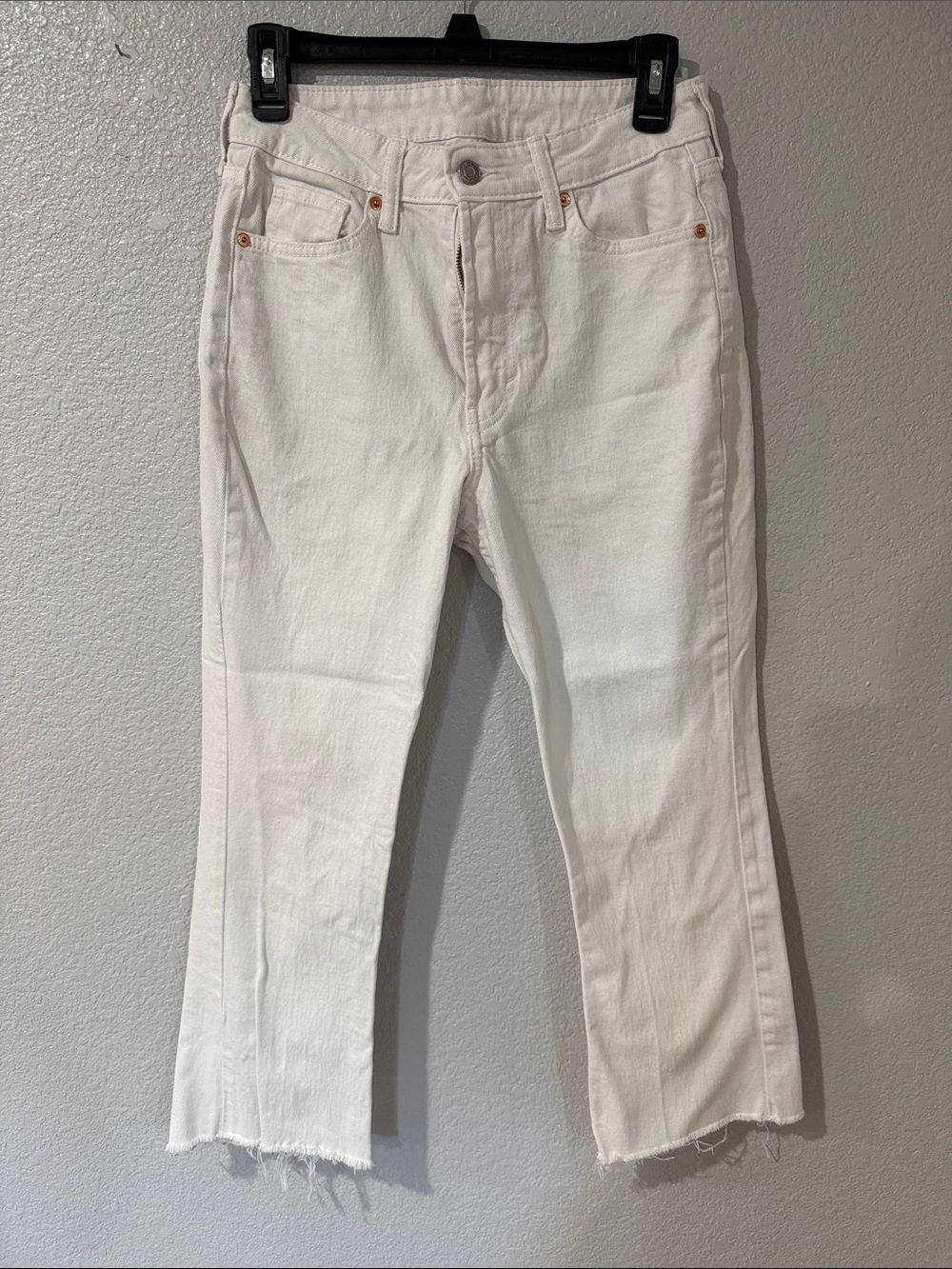 High-Rise White Cropped Straight Jeans with Raw Hem